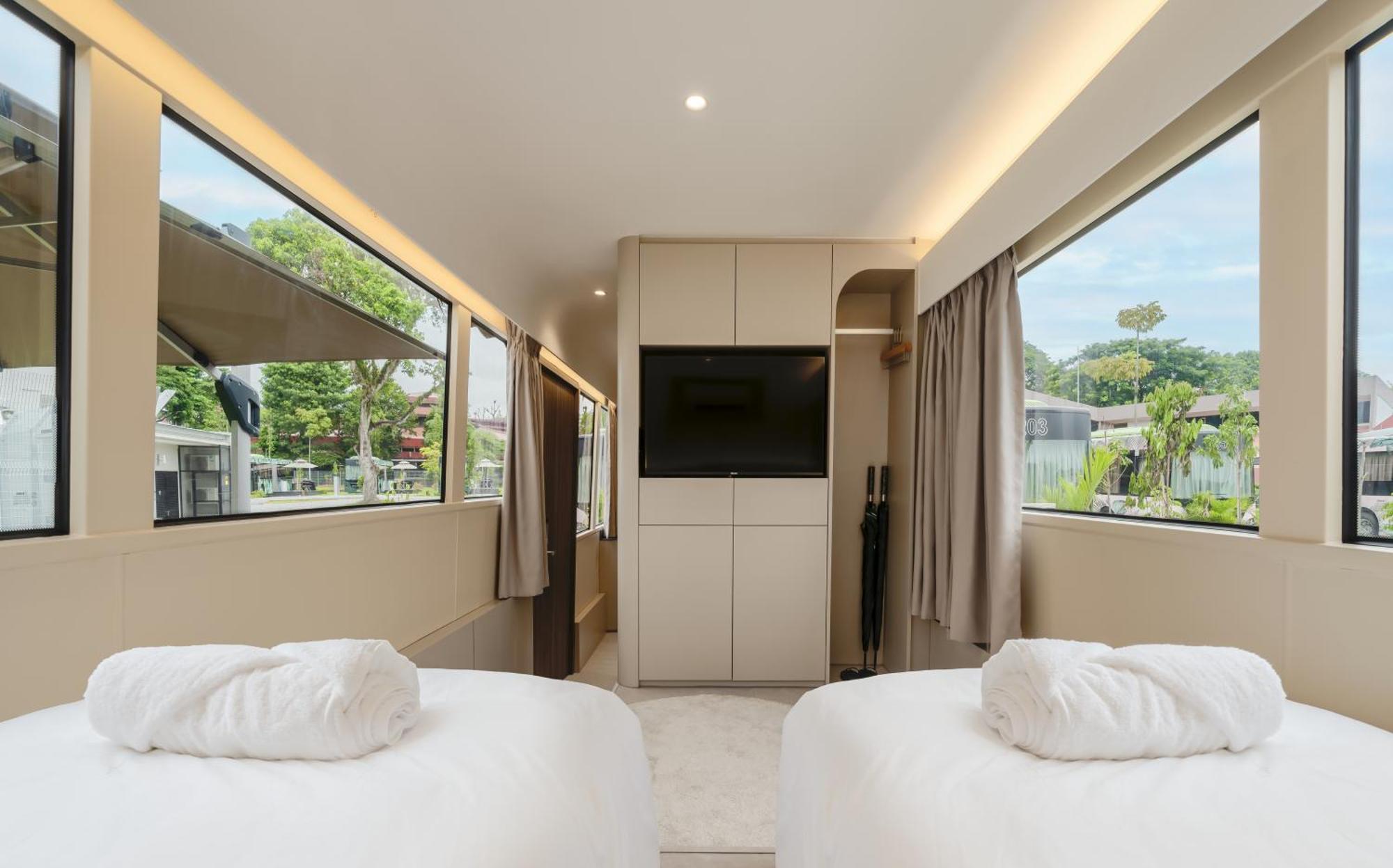 The Bus Collective Hotel Singapore Exterior photo